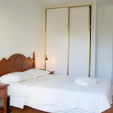 Apartment Comfy 150m From San Juan